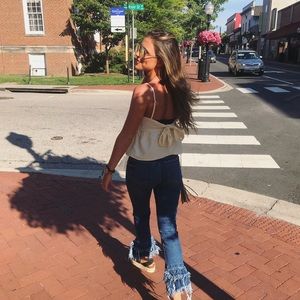 Meet your Posher, Bailey